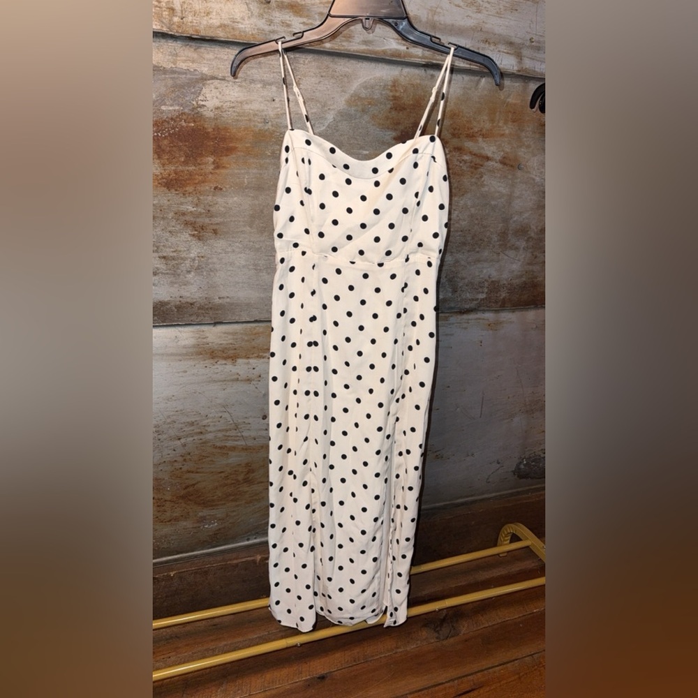 NEW W TAGS. Abercrombie & Fitch White and Black Polka Dot Midi Dress